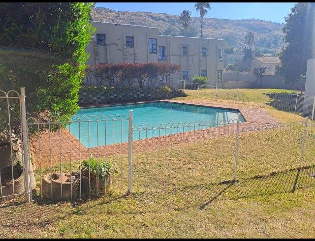 1 BEDROOM TOWNHOUSE FOR SALE IN BRUMA